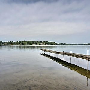 Grand Rapids Area Lakefront House With Dock Lowell Exterior photo