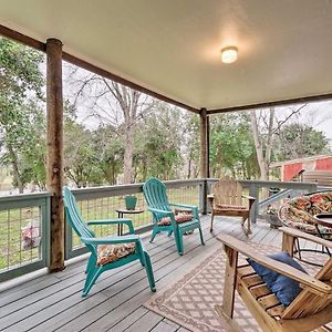 Riverfront Martindale House With 2 Covered Decks Vila Exterior photo