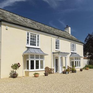 Abbots Manor Vila Honiton Exterior photo