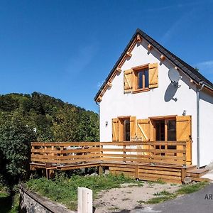 Chalet Hugo Apartamento Besse-et-Saint-Anastaise Exterior photo