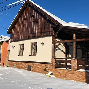 Penzion, Restaurace Jaro Věšín Brdy Hotel Rozmital pod Tremsinem Exterior photo