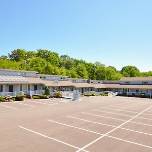 East Shore Lodging Hawley Exterior photo