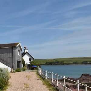 Blackrock Boathouse Vila Haverfordwest Exterior photo