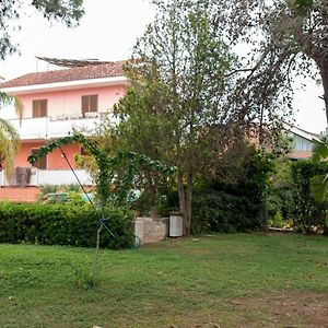 Family Friendly House Apartamento Lecce Exterior photo