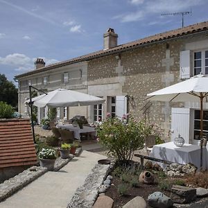 Le Boisdalon Acomodação com café da manhã Yviers Exterior photo