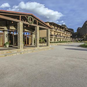Grand Meteora Hotel Kalabáka Exterior photo