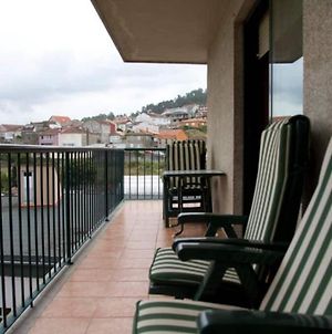 Piso Centrico Con Terraza Y Garaje Para Tu Familia Apartamento Baiona Exterior photo