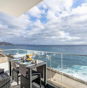 Sea View Balcony By Madeira Sun Travel Apartamento Santa Cruz - Madeira Exterior photo