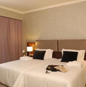 Olissippo Oriente Hotel Lisboa Room photo