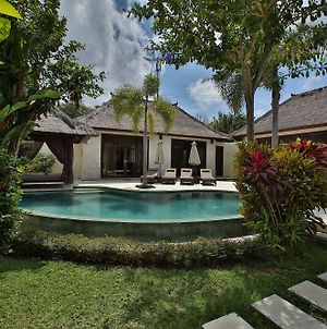 Mahagiri Villas & Spa Dreamland Bali Exterior photo