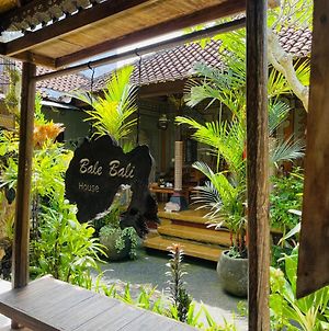 Bale Bali House Apartamento Ubud Exterior photo