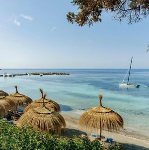 Me Ibiza - The Leading Hotels Of The World Santa Eulária des Riu Exterior photo