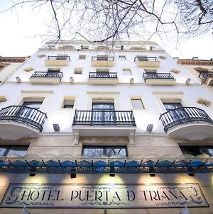Petit Palace Puerta De Triana Hotel Sevilha Exterior photo