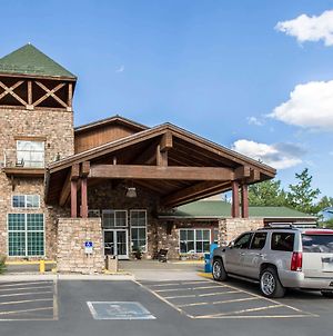 Quality Inn & Suites Summit County Silverthorne Exterior photo
