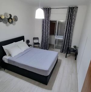 Sleeptubal Een Mooie Moderne Comfortabele Accommodatie In Baixa Da Banheira Alhos Vedros Exterior photo