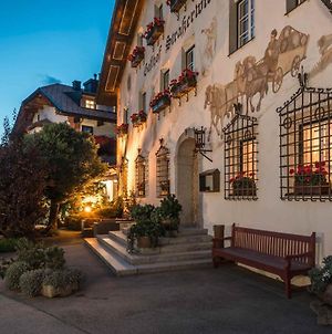 Strasserwirt - Herrenansitz Zu Tirol Hotel Strassen Exterior photo