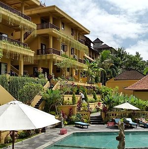 Sri Aksata Ubud Resort Exterior photo