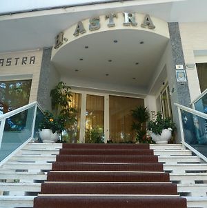 Hotel Astra Milano Marittima Exterior photo