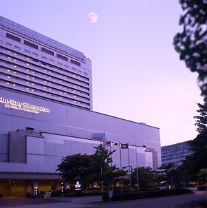 Kobe Bay Sheraton Hotel & Towers Exterior photo