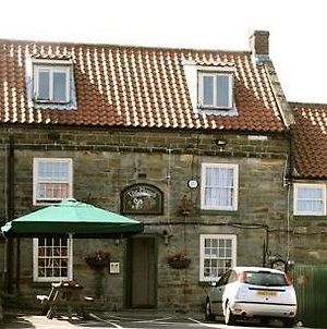 The Plough Hotel Whitby Exterior photo