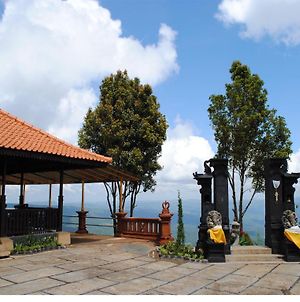 Kasan Resort Dempassar Exterior photo