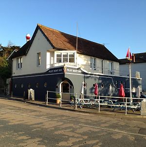 The Pilot Boat Inn, Isle Of Wight Bembridge Exterior photo
