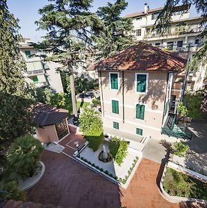 Villa Aurora Residence - Hostel Roma Exterior photo