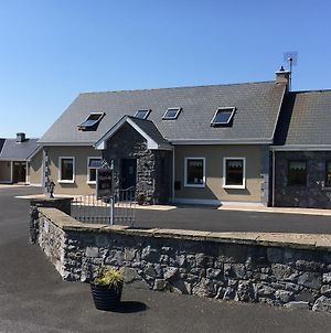 O'Learys Lodge Doolin Exterior photo