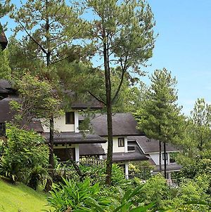 Gunung Geulis Cottages Managed By Royal Tulip Bogor Exterior photo