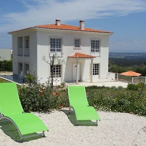 Attractive Villa In Caldas Da Rainha With A Terrace And Bbq Exterior photo
