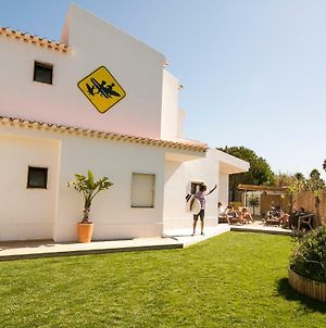 Algarve Surf Hostel - Sagres Exterior photo
