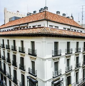 Gran Via Suites Madri Exterior photo