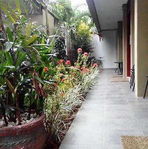 Makassar Breeze Place Residence Exterior photo