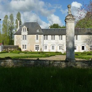 LOGIS du Château du Bois Doucet Acomodação com café da manhã Bignoux Exterior photo