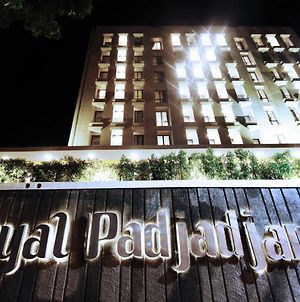 Royal Padjadjaran Hotel Bogor Exterior photo