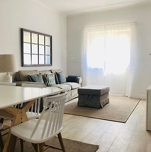 Moderno apartamento, central e confortável Montijo Exterior photo
