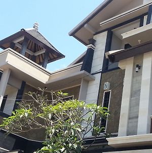 Luxury House In Bukit Jimbaran Vila Kuta Lombok Exterior photo