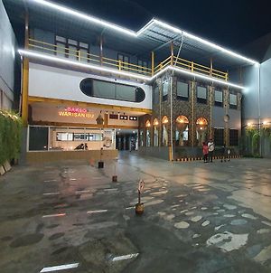 Hotel Olympic Semarang Exterior photo