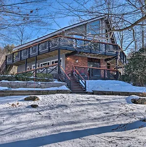 Pet-Friendly Gilford Home By Gunstock Ski Mountain Exterior photo