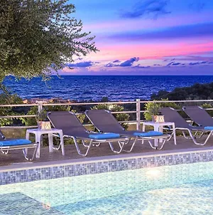 Aqua Blue Villas With Heated Pool Mathes Exterior photo