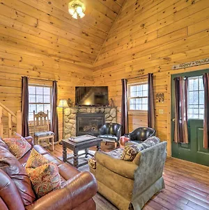 Warm And Woodsy Rothbury Escape With Loft And Porch Vila Exterior photo