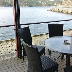 Nice Apartment In Korshamn With 3 Bedrooms And Wifi Exterior photo