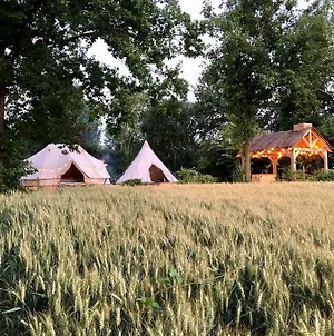 Cowcooning / Family Tents Huldenberg Exterior photo