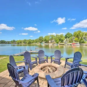 Lakefront Oasis With Boat Dock, Fire Pit, Grill Bristol Exterior photo