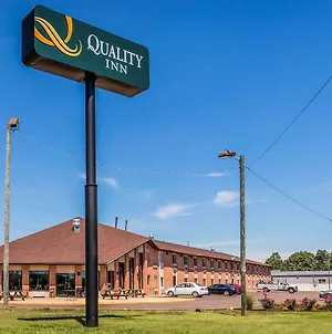 Quality Inn Batesville Exterior photo