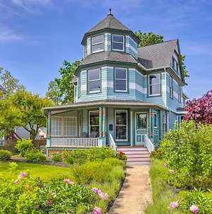 Charming Greenport Gem 1, 1 Mile To Ferry! Exterior photo