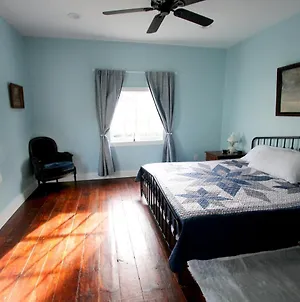 Cozy, Historic 5-Bedroom Home In Amish Country Smicksburg Exterior photo