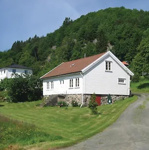 Beautiful Home In Lyngdal With 3 Bedrooms Exterior photo
