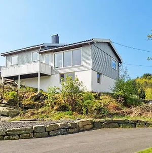 Amazing Home In Lyngdal With Wifi And 3 Bedrooms Exterior photo