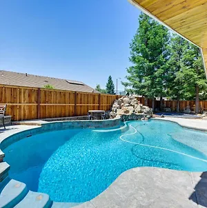 California Vacation Rental With Private Pool And Patio Visalia Exterior photo